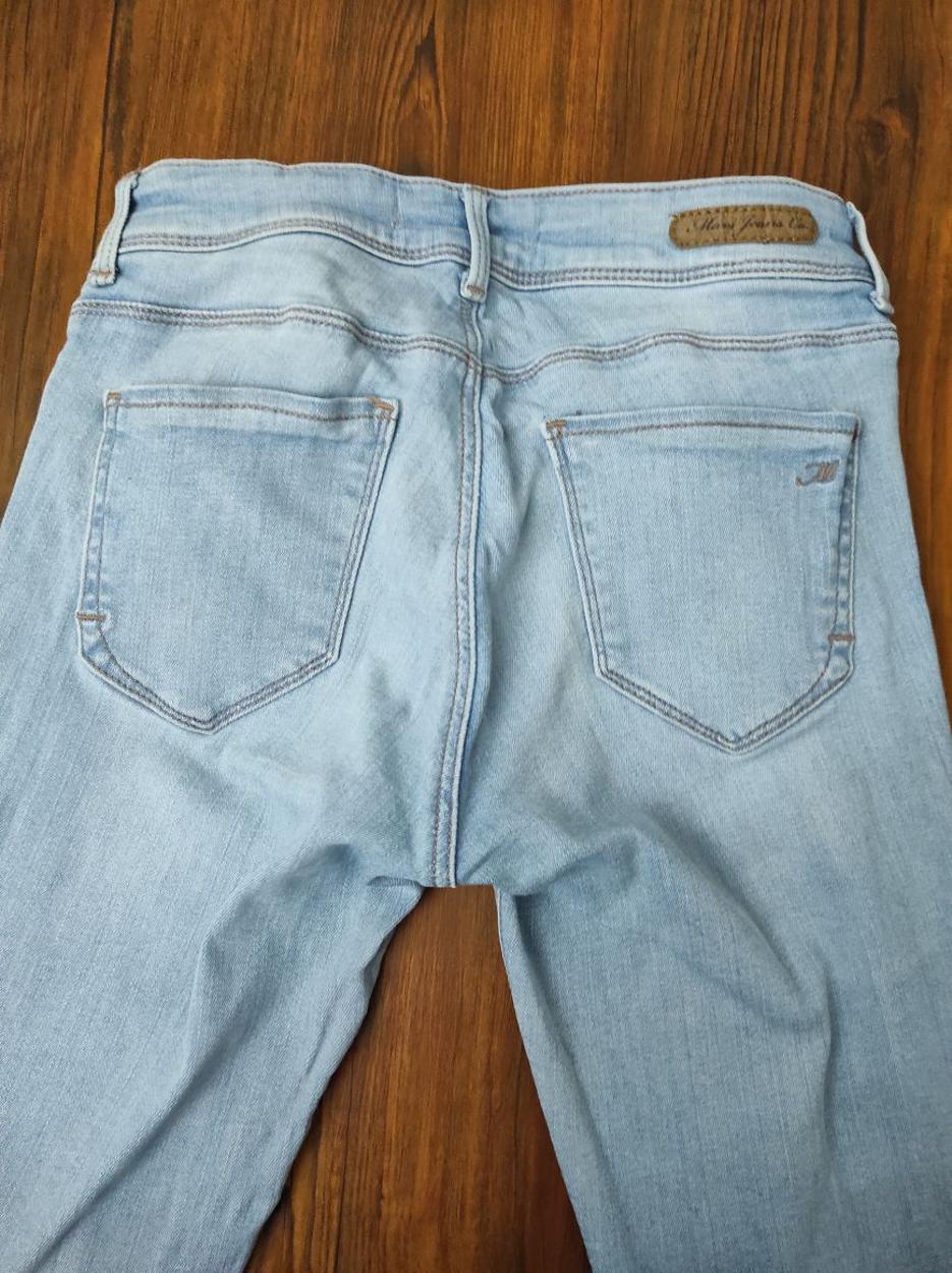 MAVİ Taşlamalı Fermuarlı Paça Jean Denim