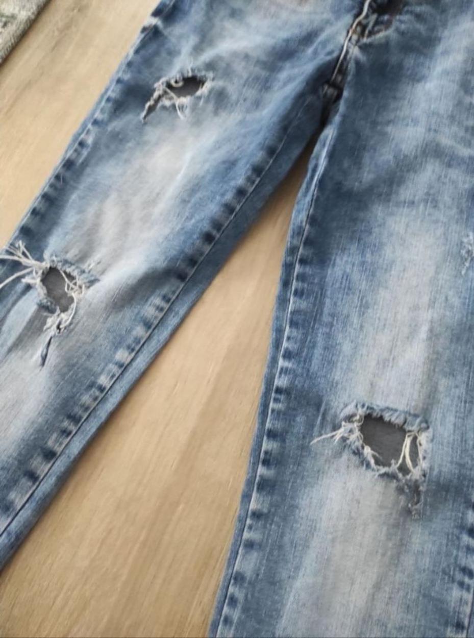 Yırtıklı Taşlanmış Kadın Jean Denim Kot