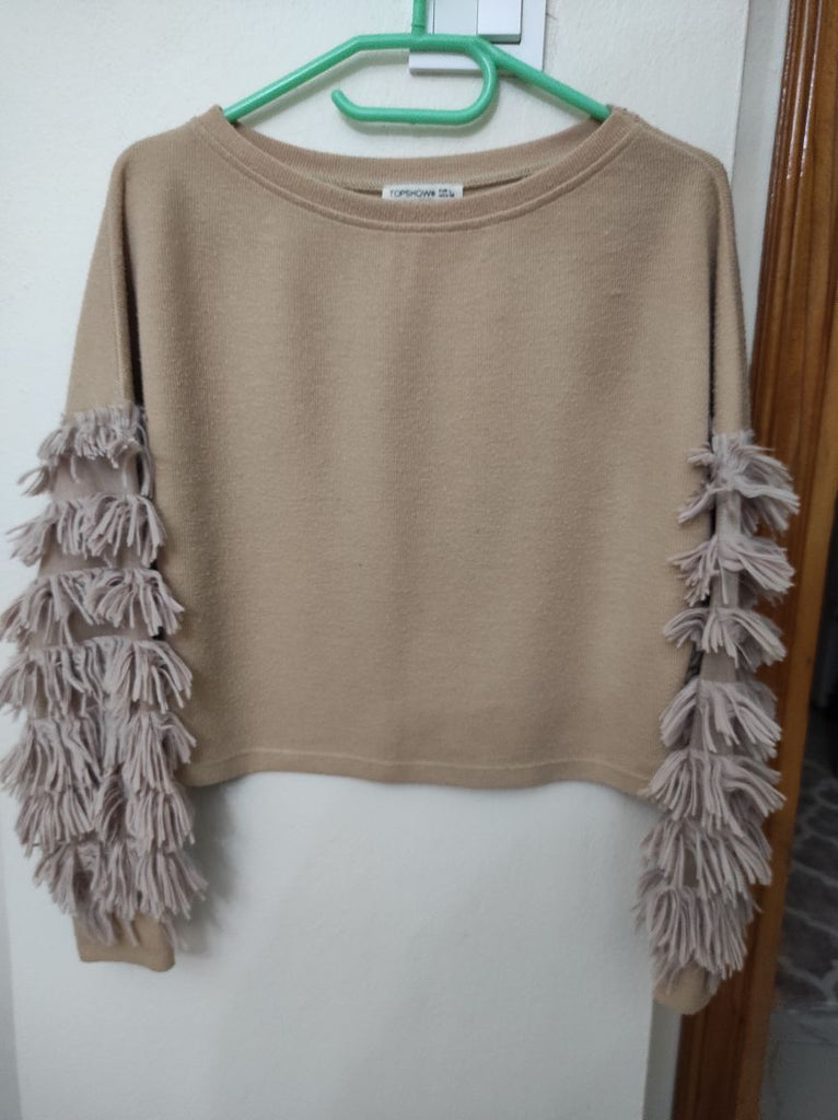 Püsküllü Geniş Yaka Oversize Crop Sweat