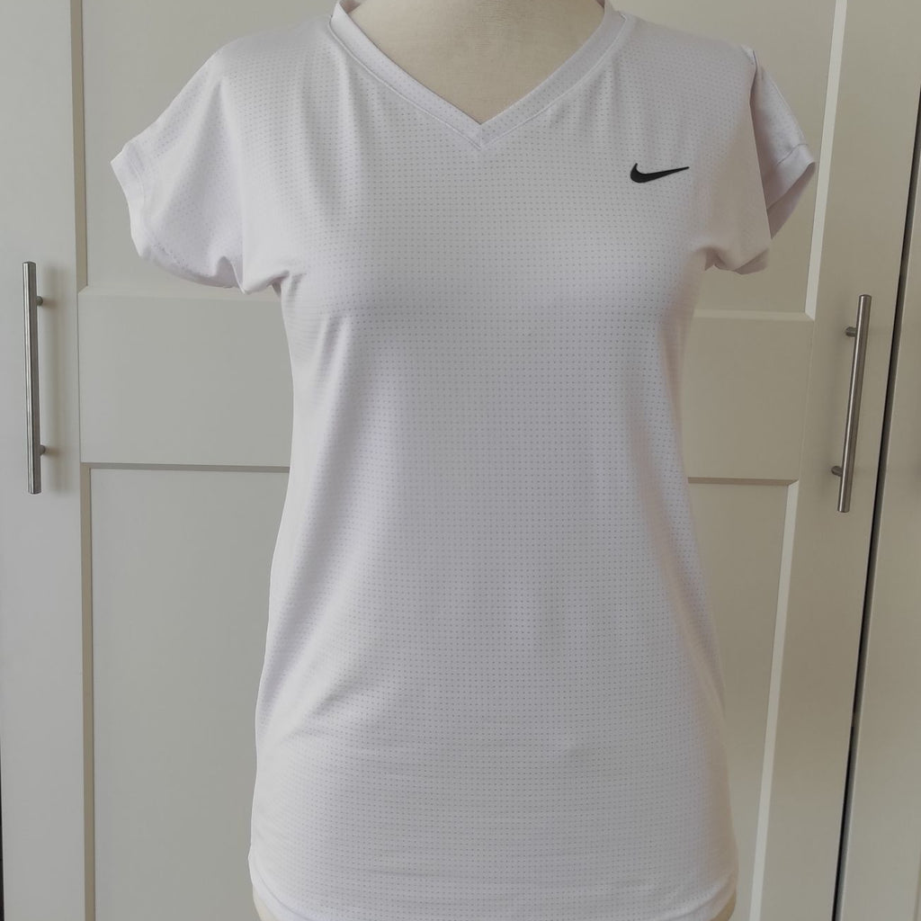 NIKE Beyaz Dri-fit Kadın V Yaka Tişört