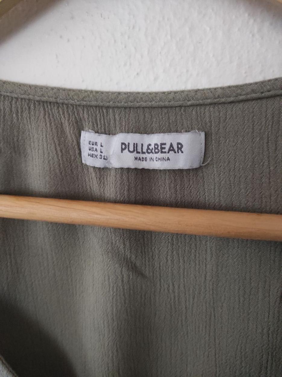 PULL & BEAR Haki Düğmeli Kadın Bluz Crop