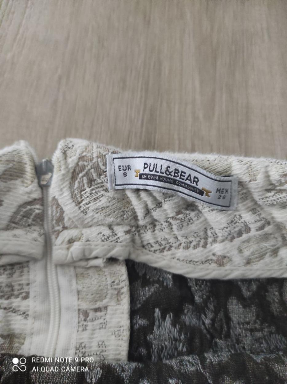 PULL & BEAR Kabartma Desenli Mini Etek