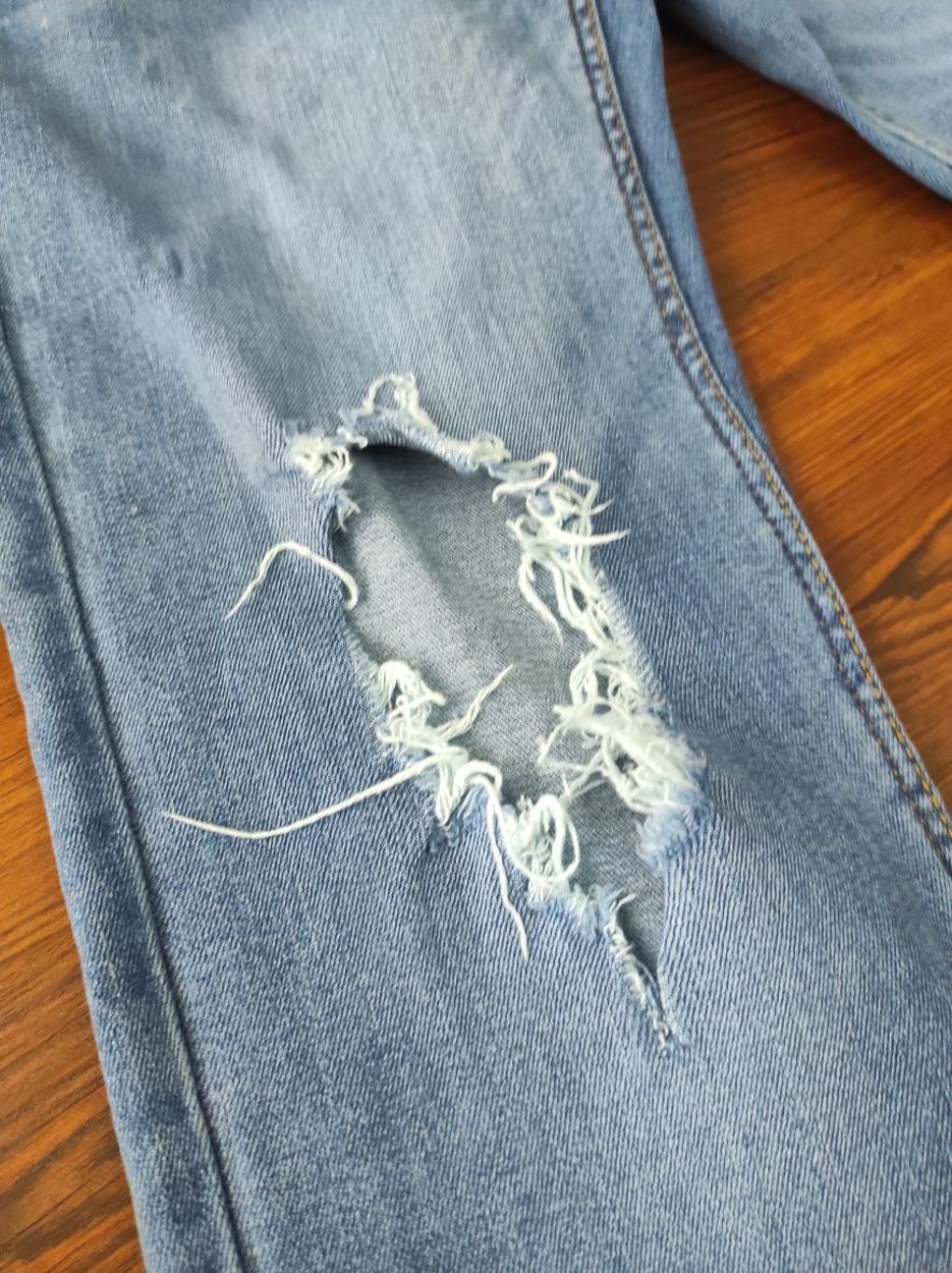 Yüksek Bel Çiçek İşlemeli Kadın Jean Denim